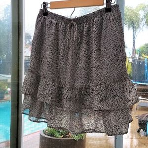 BRAND NEW ☆with the 🏷tags! Sienna Sky Skirt